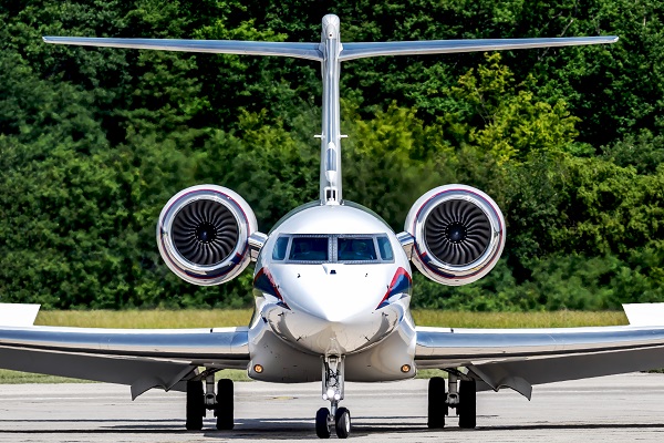Chapman freeborn private jet