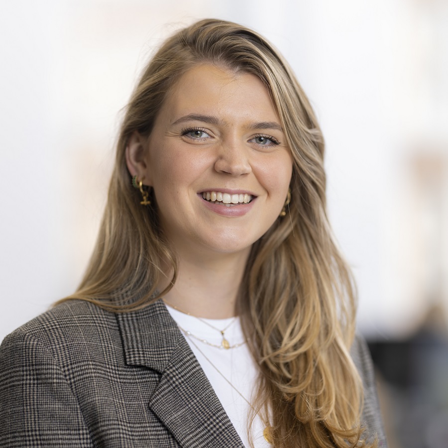 A photo of employee Jess Campbell